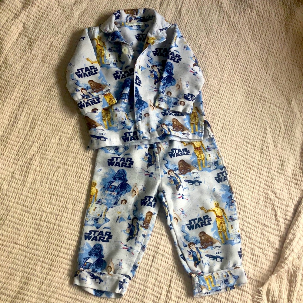 Pottery Barn toddler 2T Star Wars Pajama Set